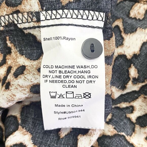 Suzanne Betro Tunic Top Half Placket Bib Sleeveless Lightweight Animal Size 2X - Picture 10 of 10